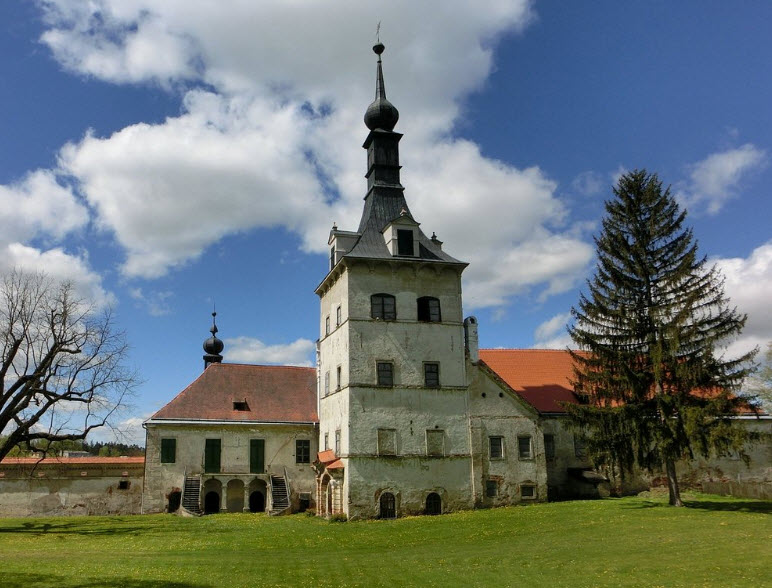 Zámek Uherčice Altánek, Czech Republic (Czechia)